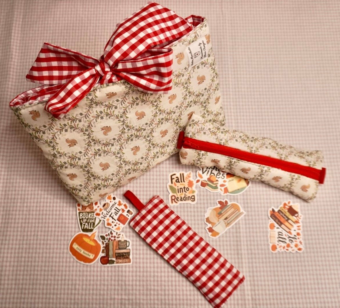 Set book lover scoiattolini (scacchetti rossi)