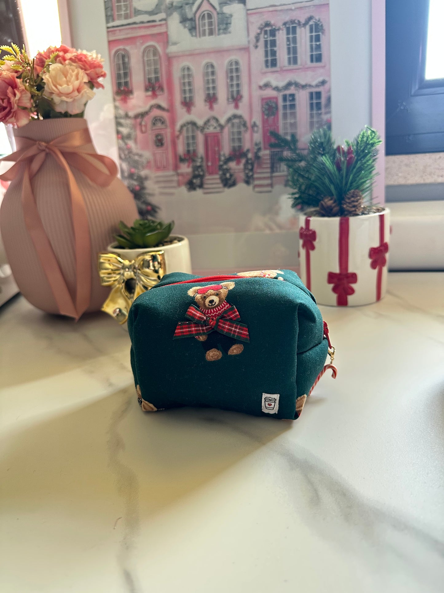 Beauty piccolo orsetto sciatore