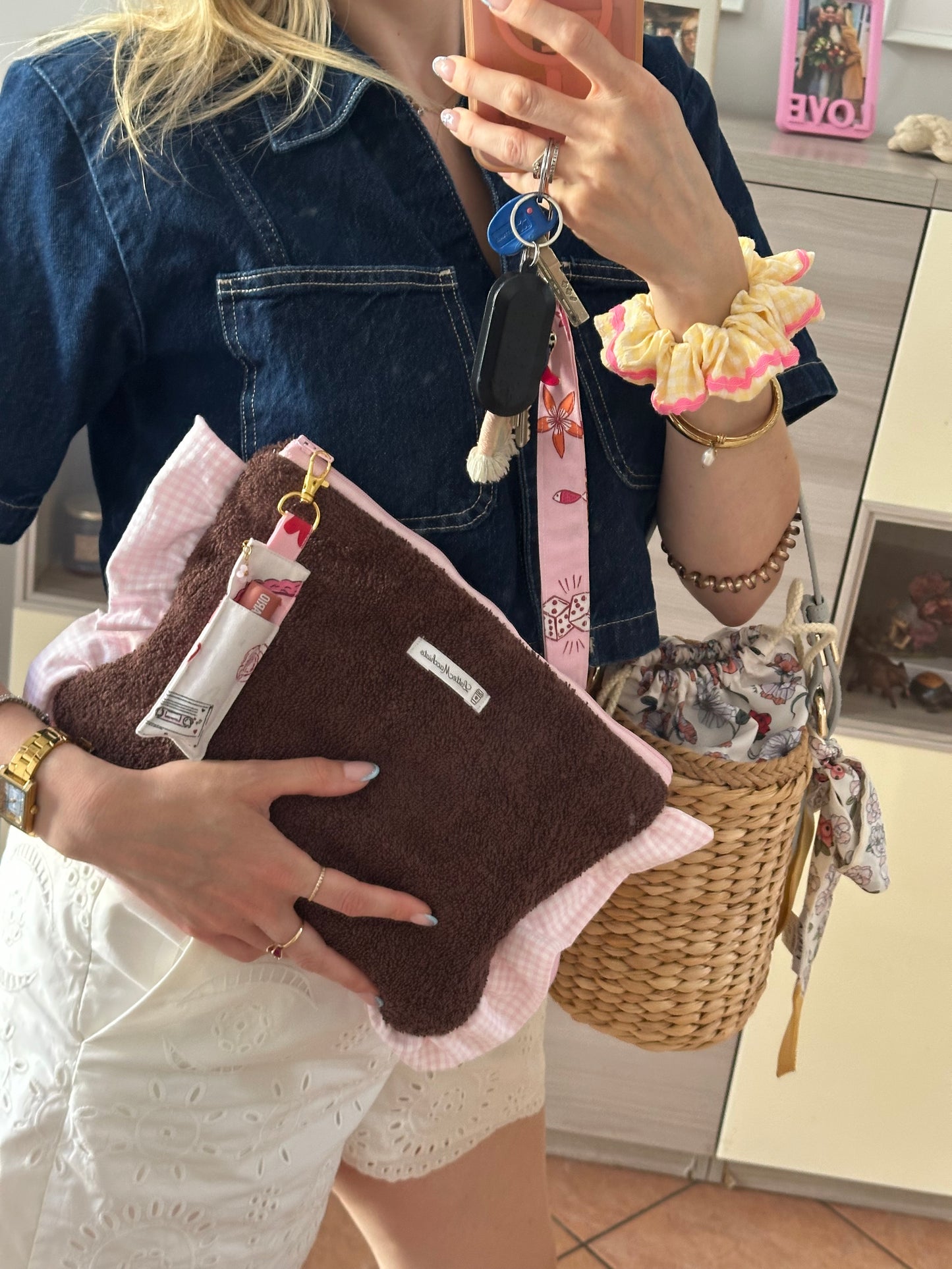 Pochette frappina spugna marrone cioccolato