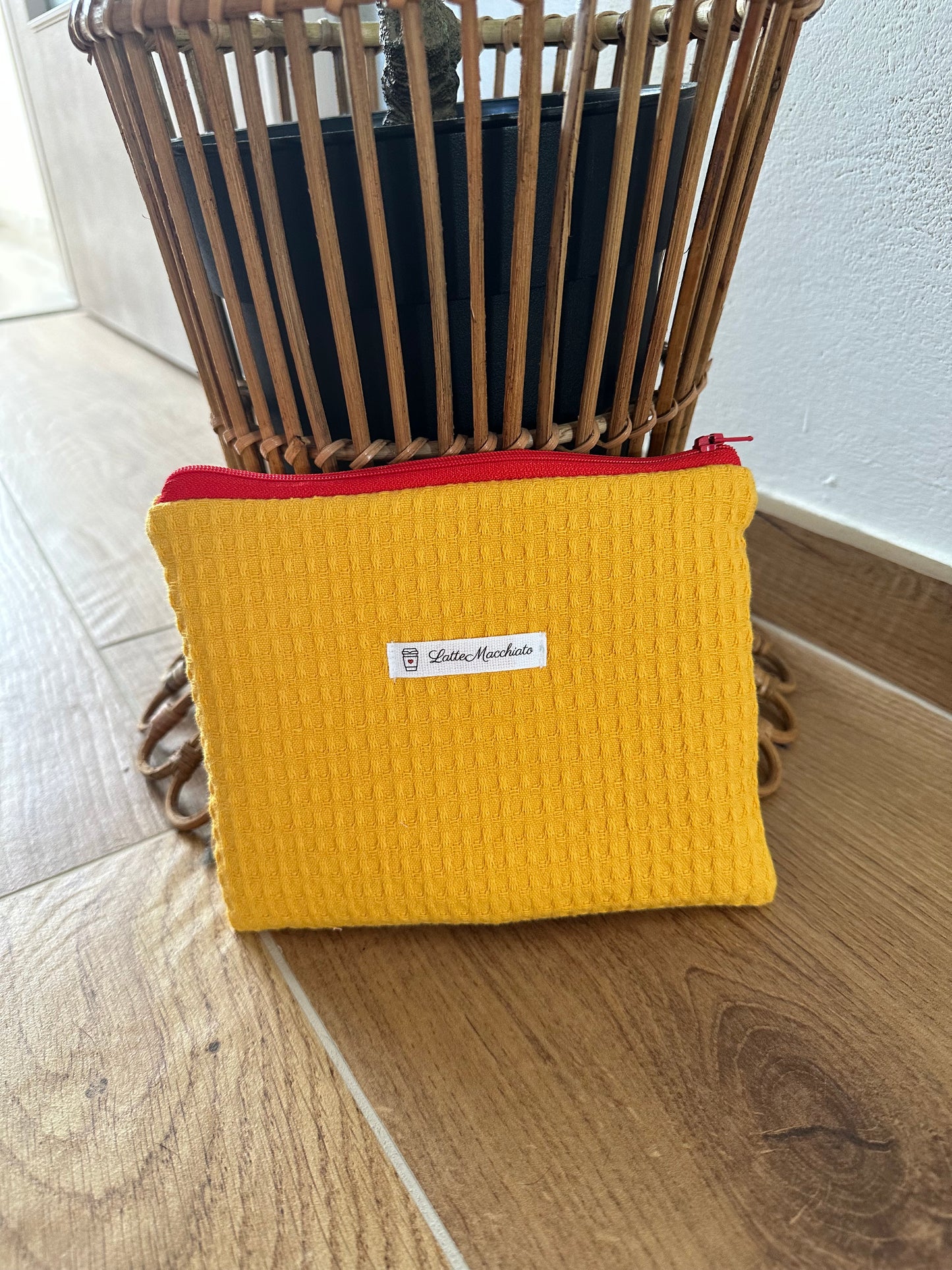 Pochette flat “waffle” giallo acceso