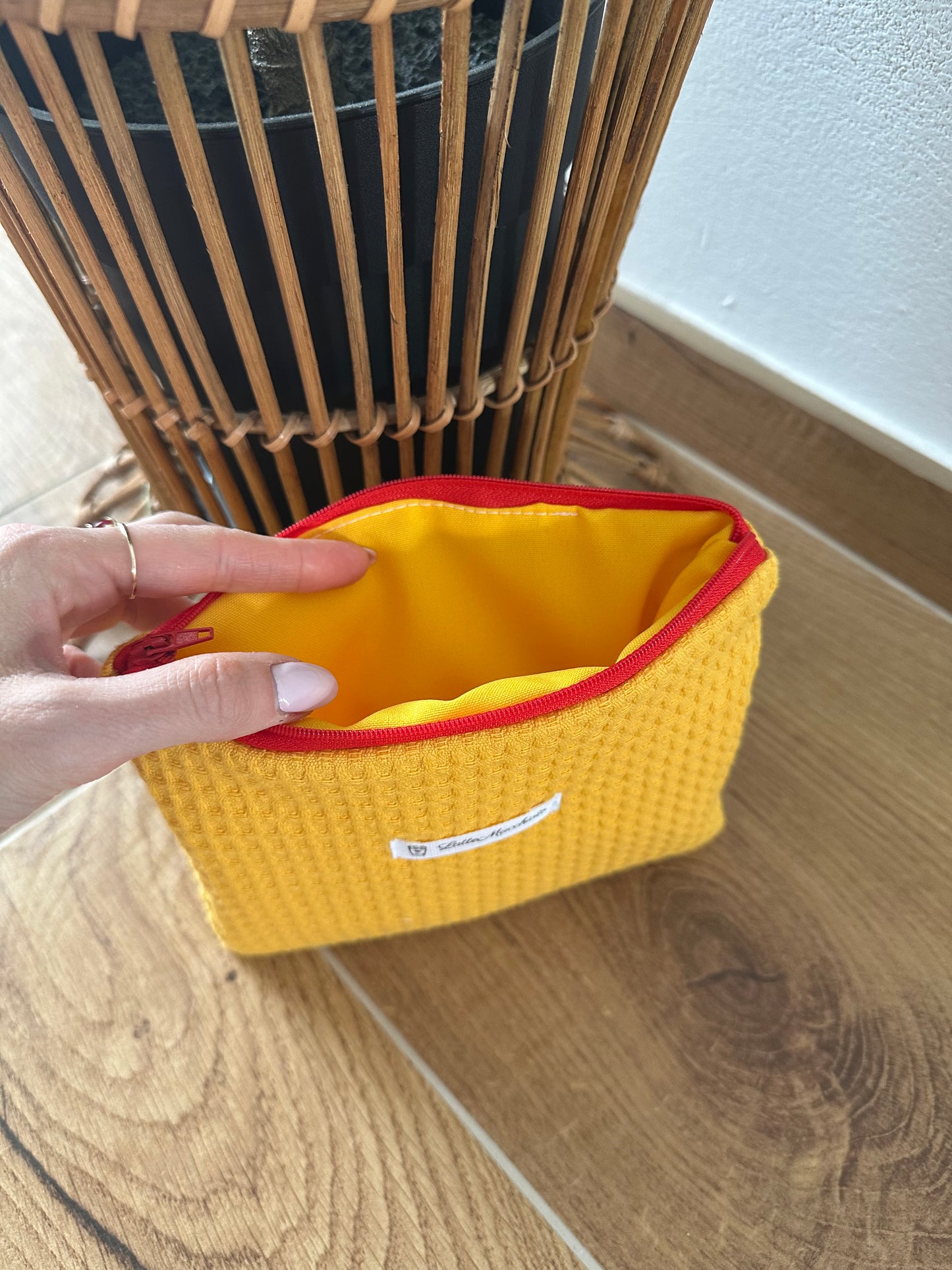 Pochette flat “waffle” giallo acceso