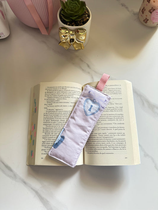 Segnalibro fiocco rosa