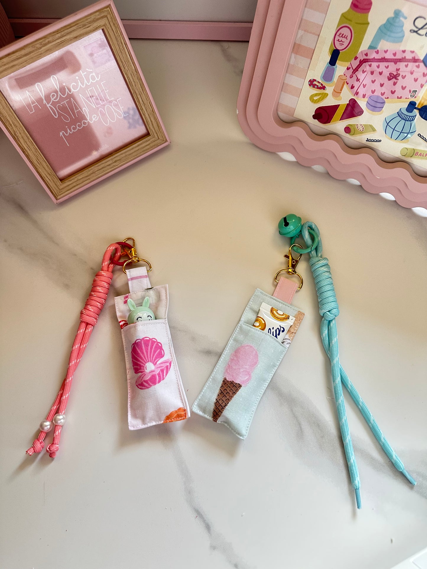 Porta lipbalm con charm
