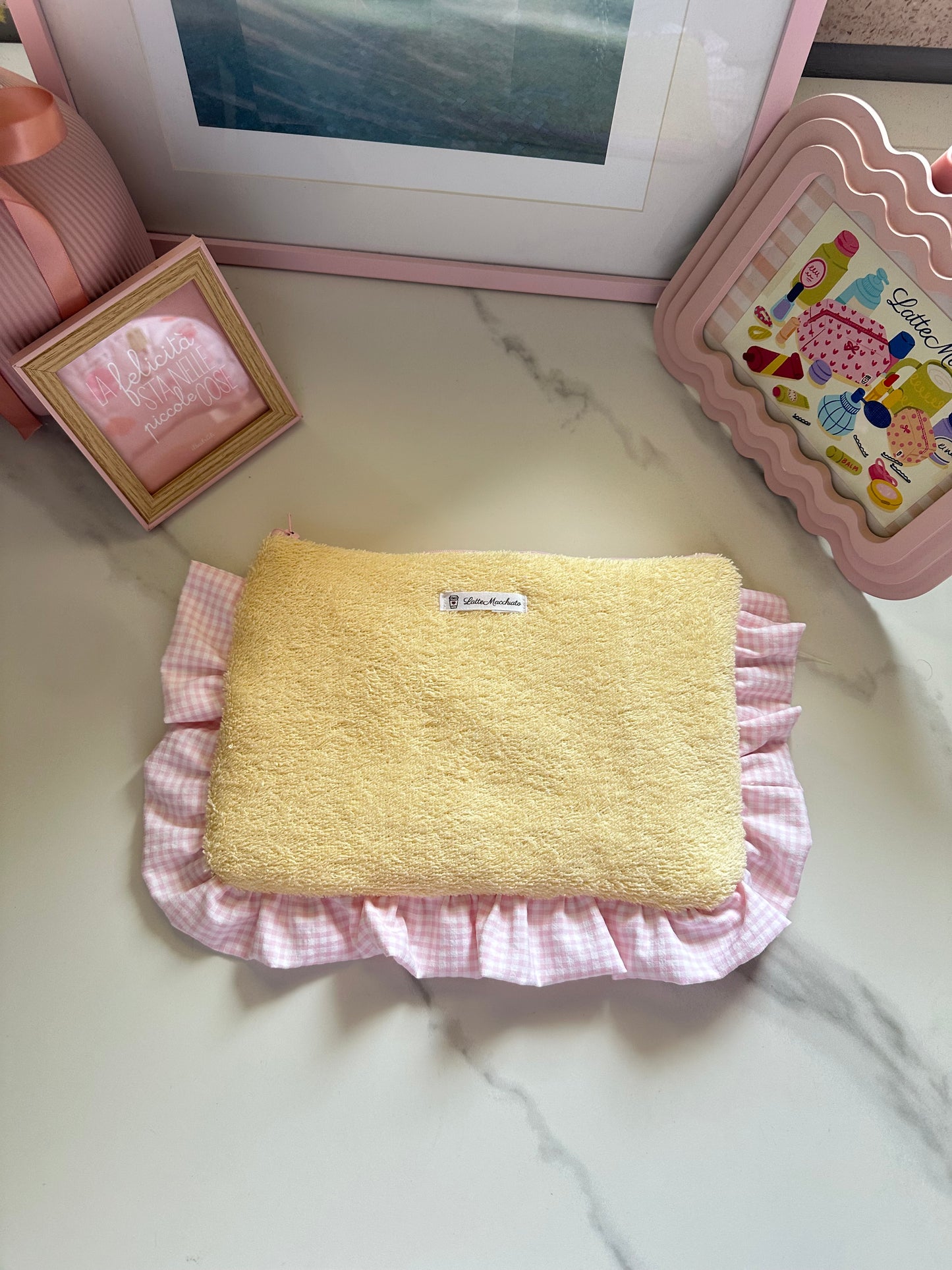 Pochette frappina spugna giallo pastello