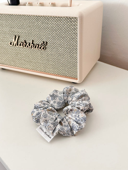 Scrunchie blossom