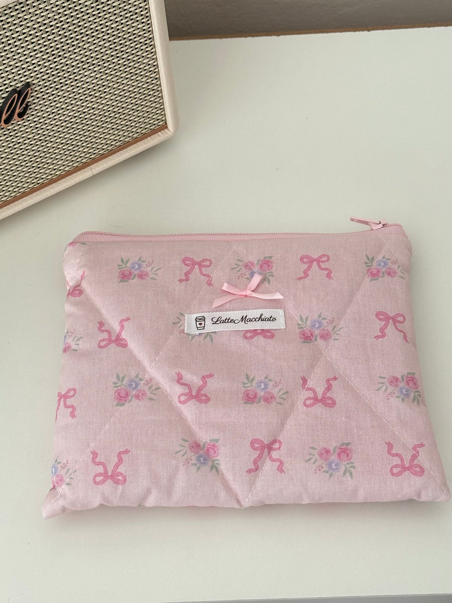 Pochette flat pink ribbon