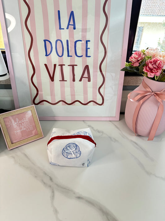 Beauty piccolo cinnamon roll