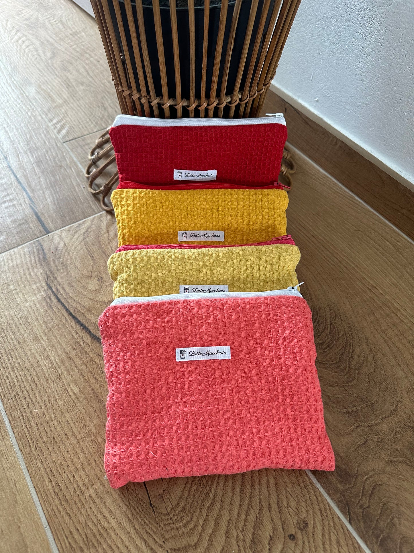 Pochette flat “waffle” corallo