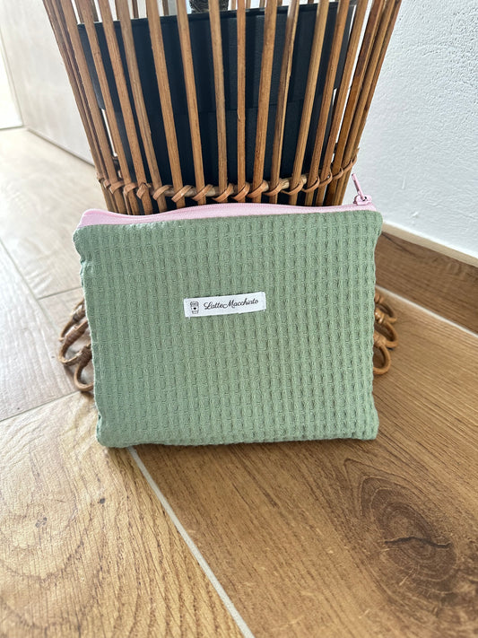Pochette flat “waffle“ verde oliva