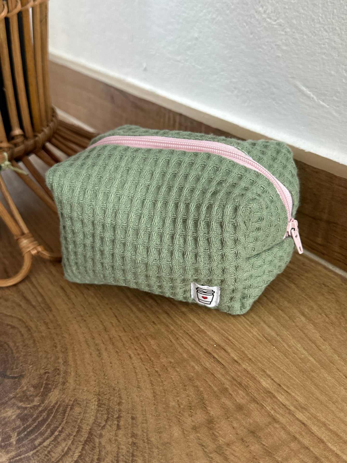 Beauty piccolo “waffle” verde oliva