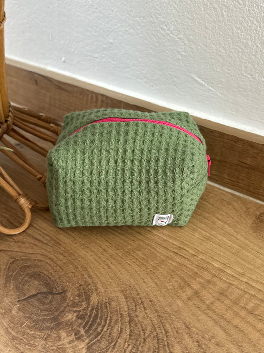 Beauty piccolo “waffle” verde militare