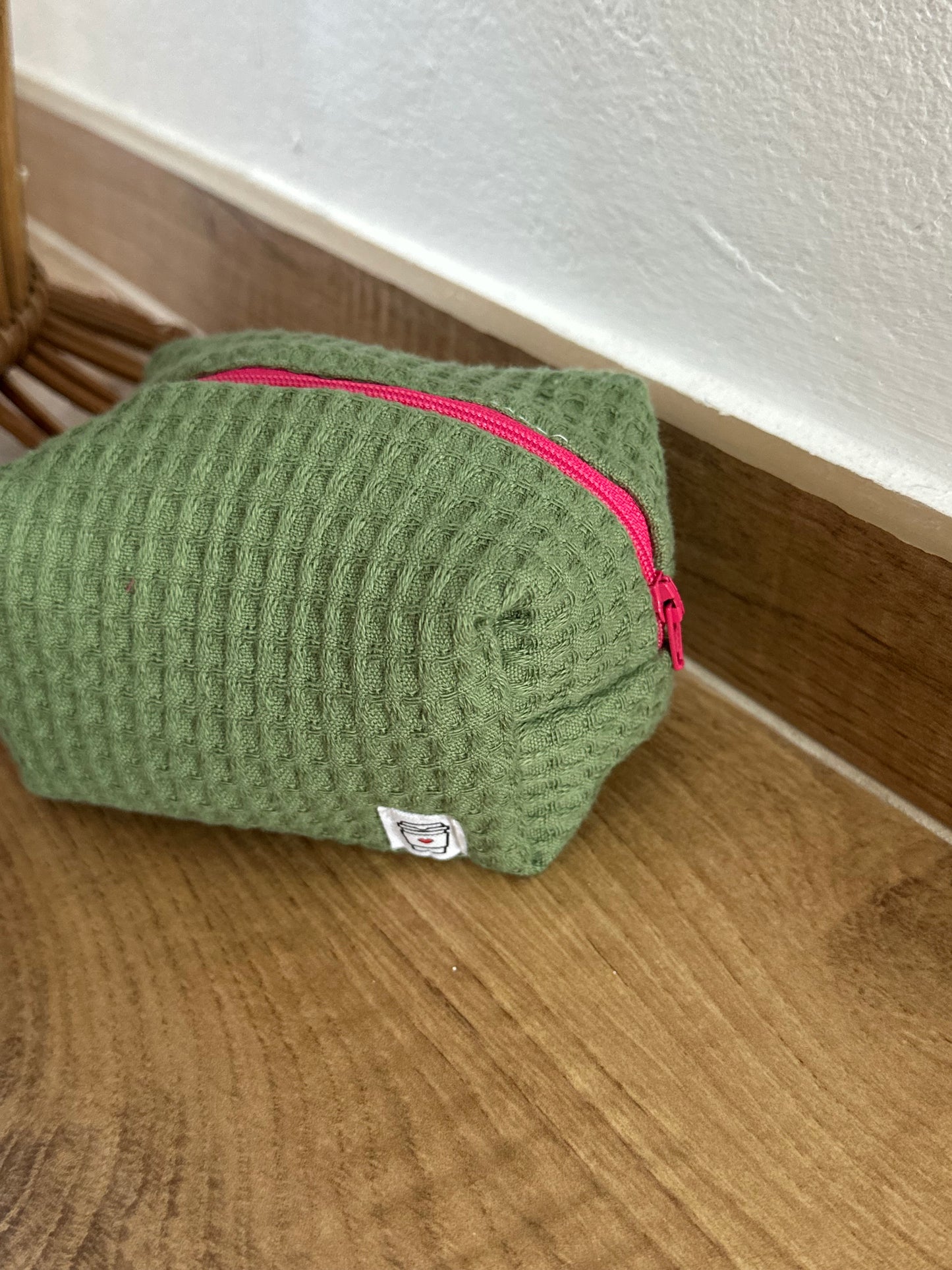 Beauty piccolo “waffle” verde militare