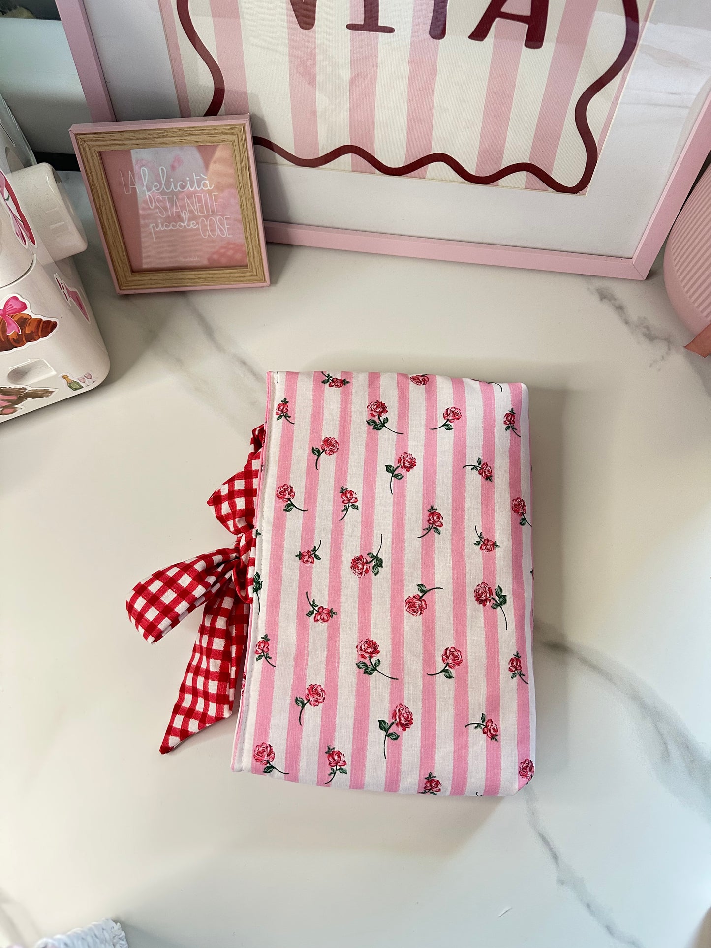 Book cover rose rosse