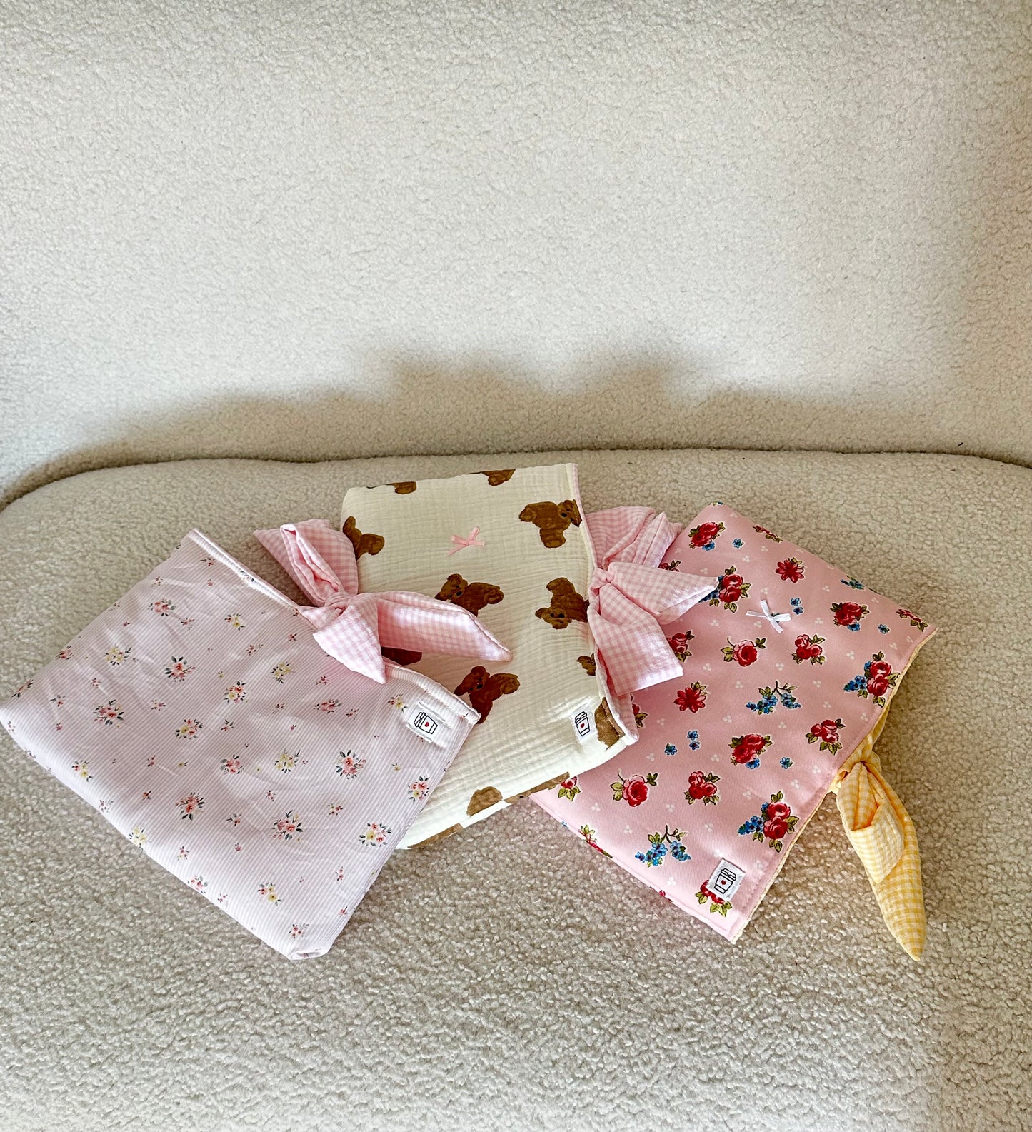 Book cover rose rosse