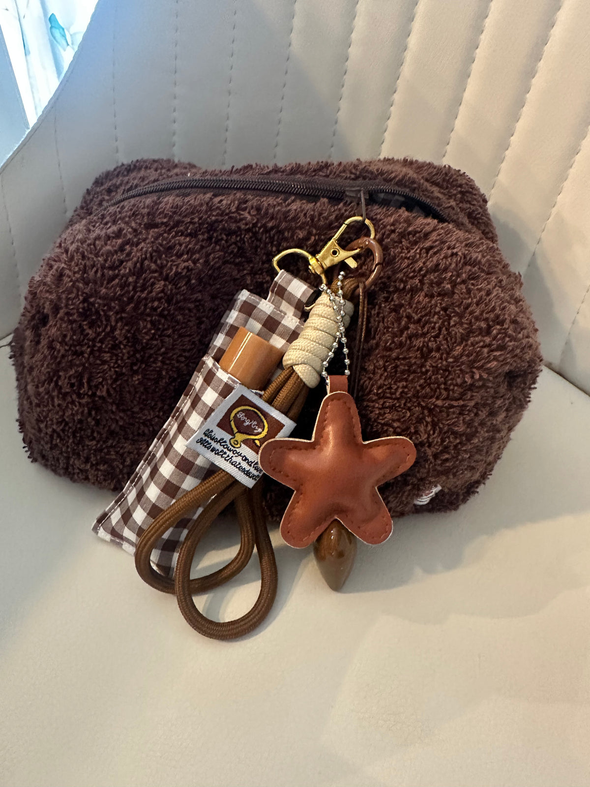 Porta lipbalm con charms