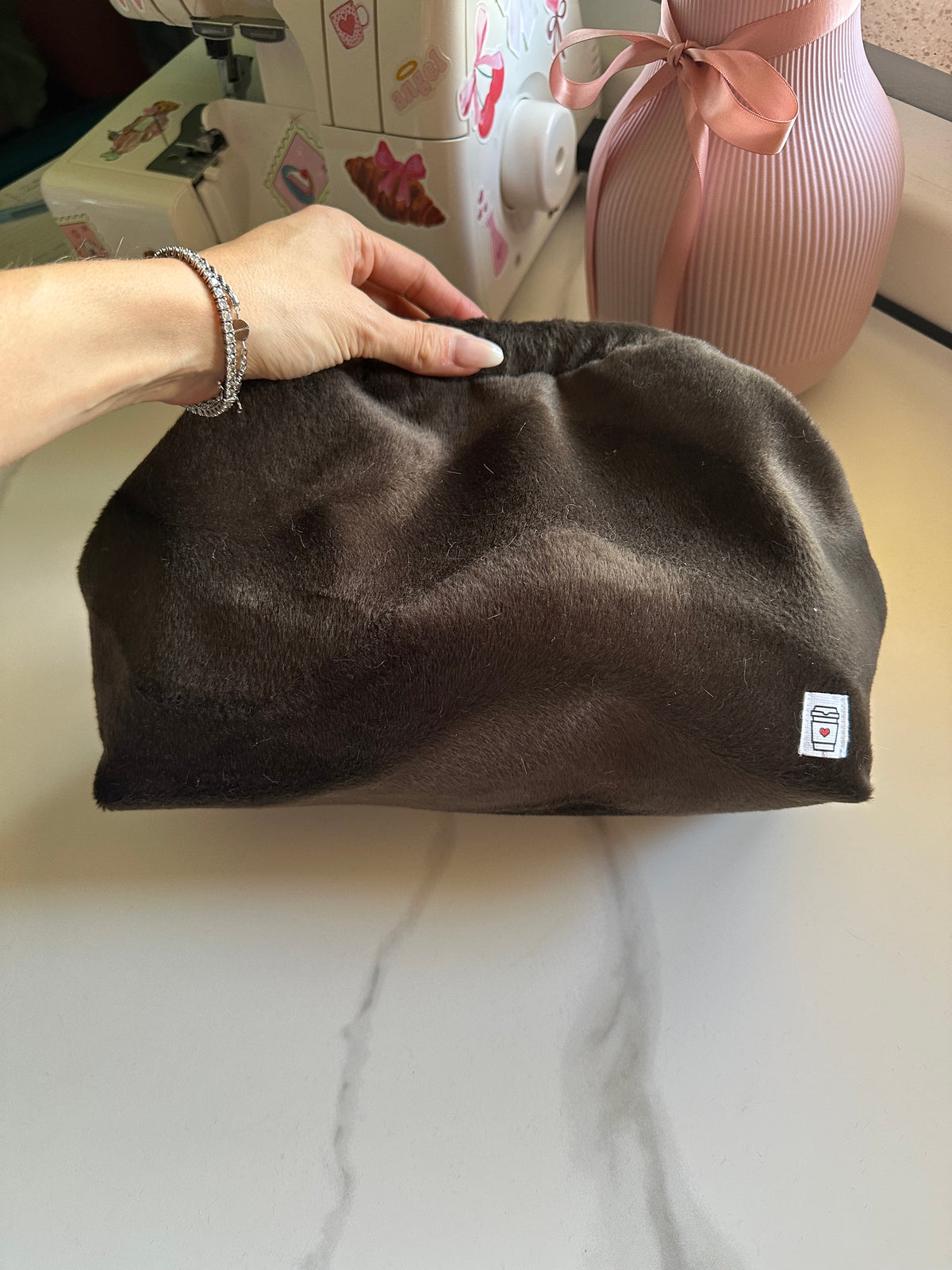 Clutch “All Day” marrone cioccolato