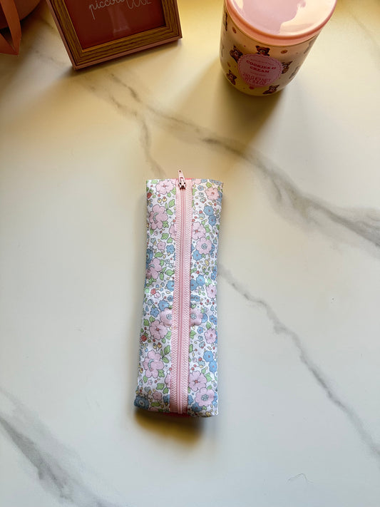 Astuccio con elastico peonia