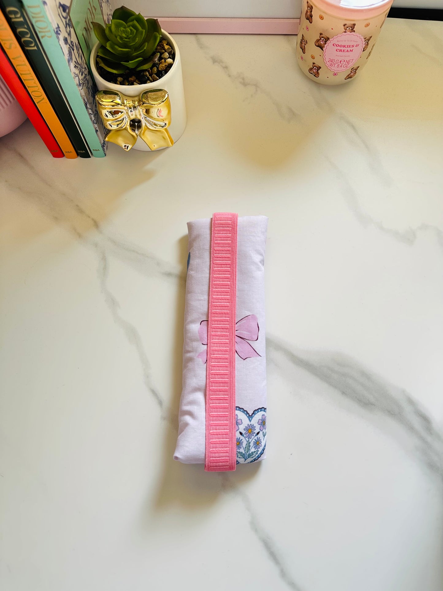 Astuccio con elastico fiocchi